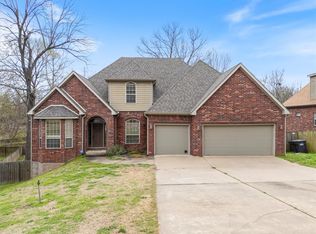 2427 Summer Oak St, Springdale, AR 72762