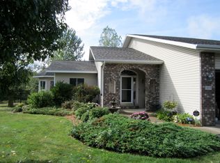 189 N Star Ln, Saint Croix Falls, WI 54024