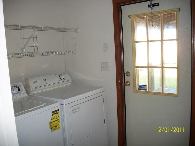 103 Newby Ln — Photo 8