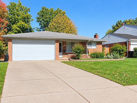 2nd image of 13643 Heritage Rd