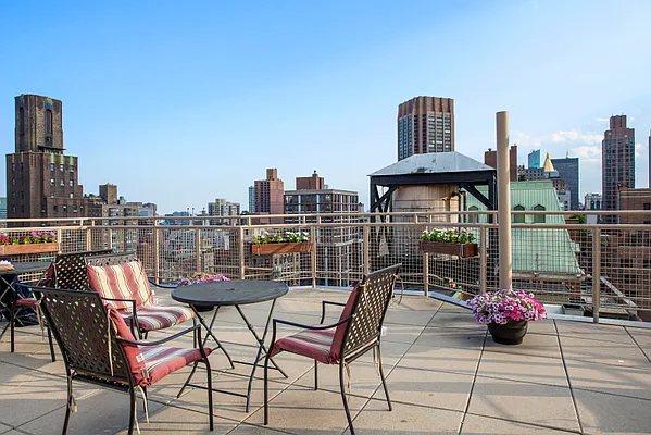 Rented by Compass | media 3