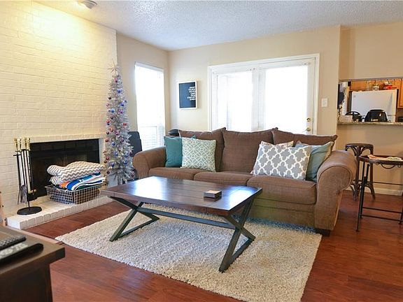 5th image of 1209 Calico Ln APT 2410