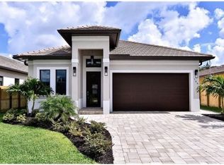 749 109th Ave N, Naples, FL 34108