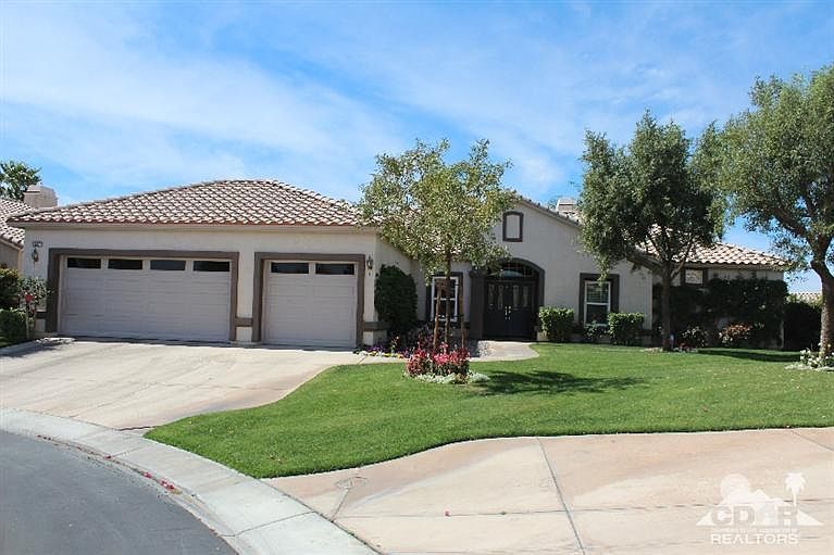 1st image of 45547 Green Hills Ct