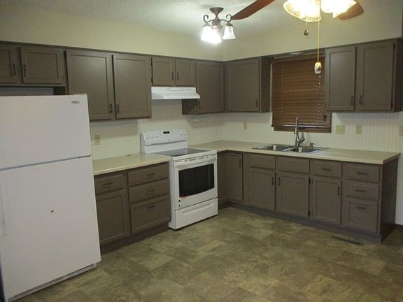 5th image of 205 S Ash St APT 7