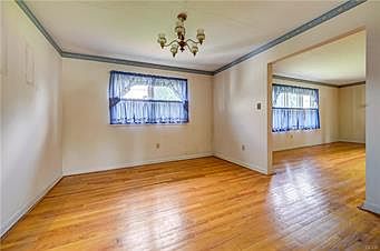5th image of 1125 Lynnhurst Cir