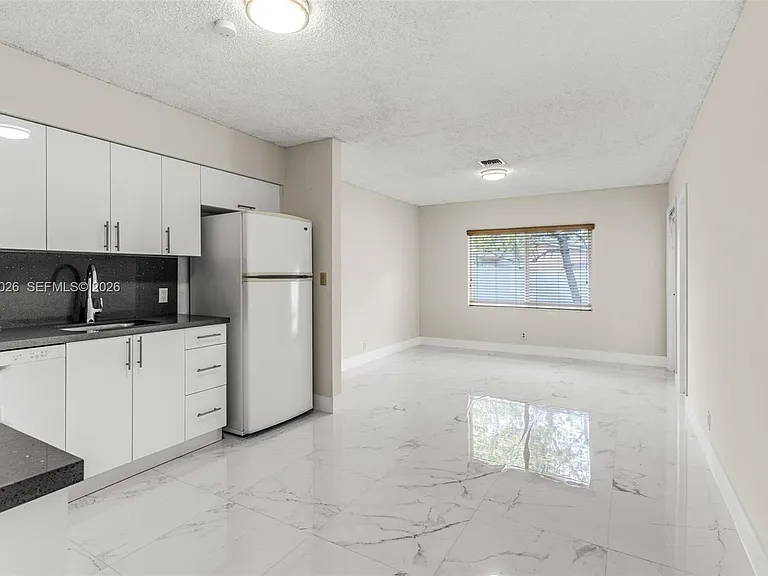 310 SW 76th Ct #1 — Photo 12