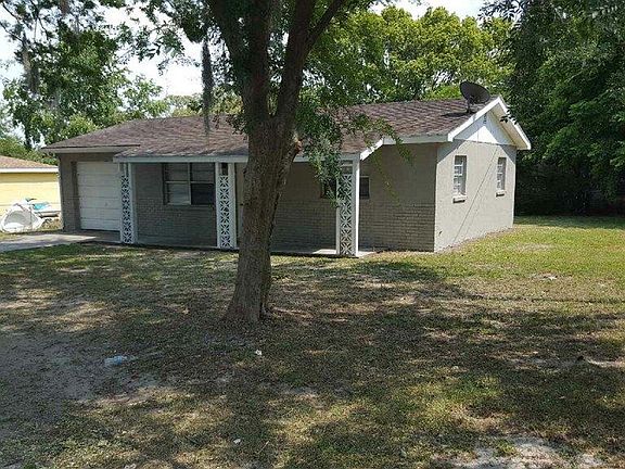 3rd image of 27100 Thorncrest Ave