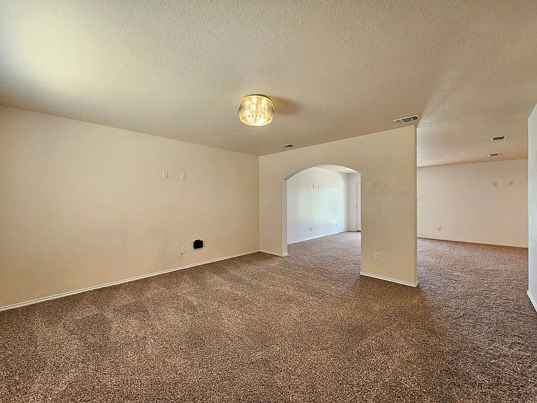 5108 Screaming Eagle Cir — Photo 8
