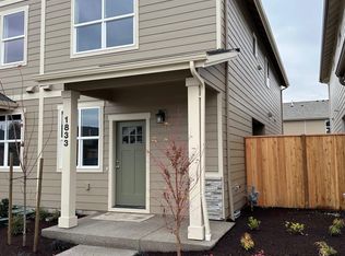 1833 SE Mulberry Ave, Dallas, OR 97338