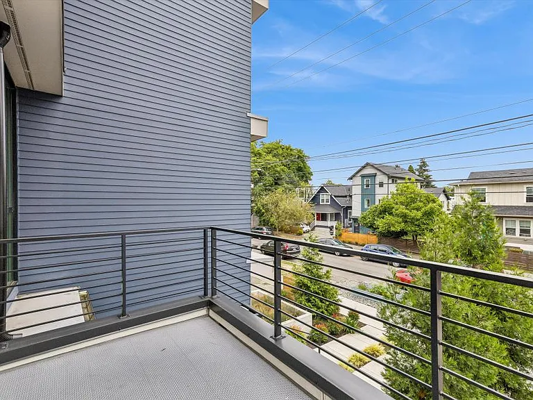 1421 22nd Ave — Photo 11