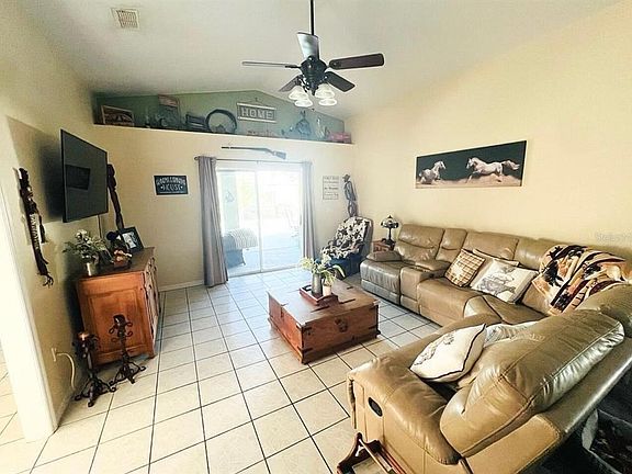 5th image of 6975 Maverick Trl