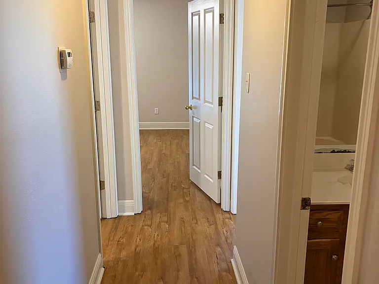 17226 Northlake Dr — Photo 20