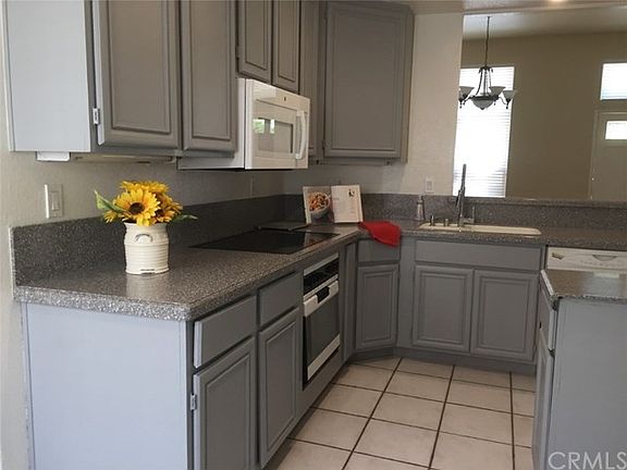 4th image of 1074 S Romano Ct