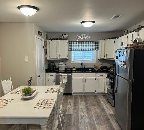 2nd image of 3555 Portage Point Blvd #1