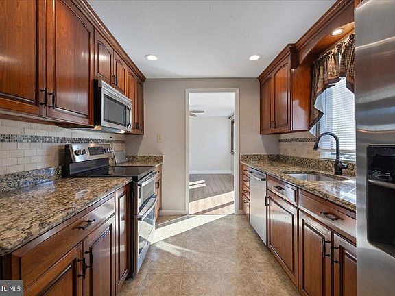 2nd image of 563 Deep Run Rd