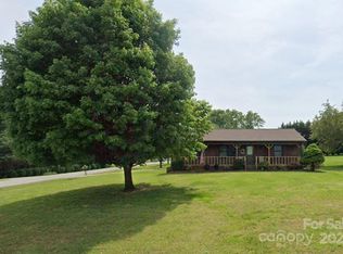 106 Belleview Dr NE, Conover, NC 28613