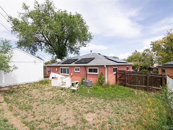 3rd image of 9441 Cedar Court