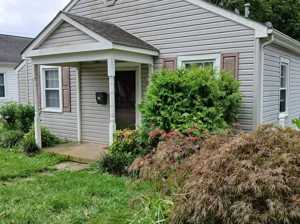 804 9th St, Radford, VA 24141