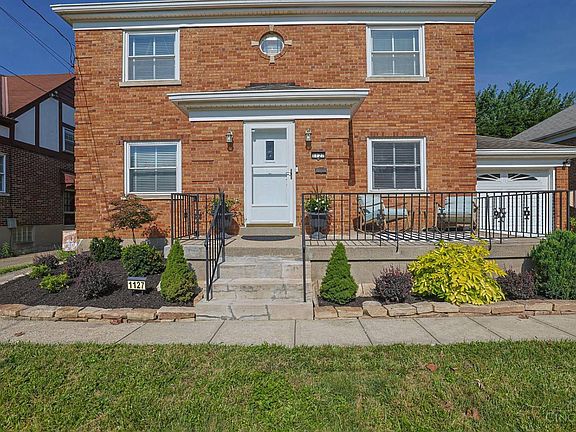 5th image of 1127 Betty Ln