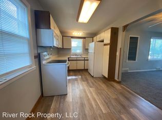 1613 9th Ave S, Fargo, ND 58103