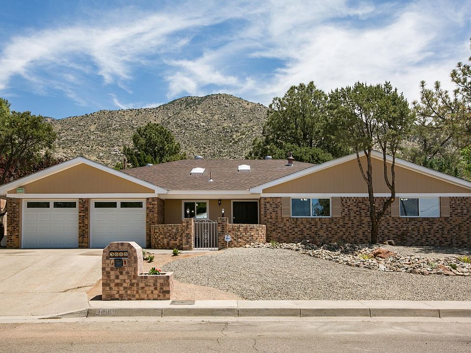1st image of 3000 Casa Del Norte Dr NE