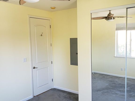 4th image of 2330 University Ave Unit 230