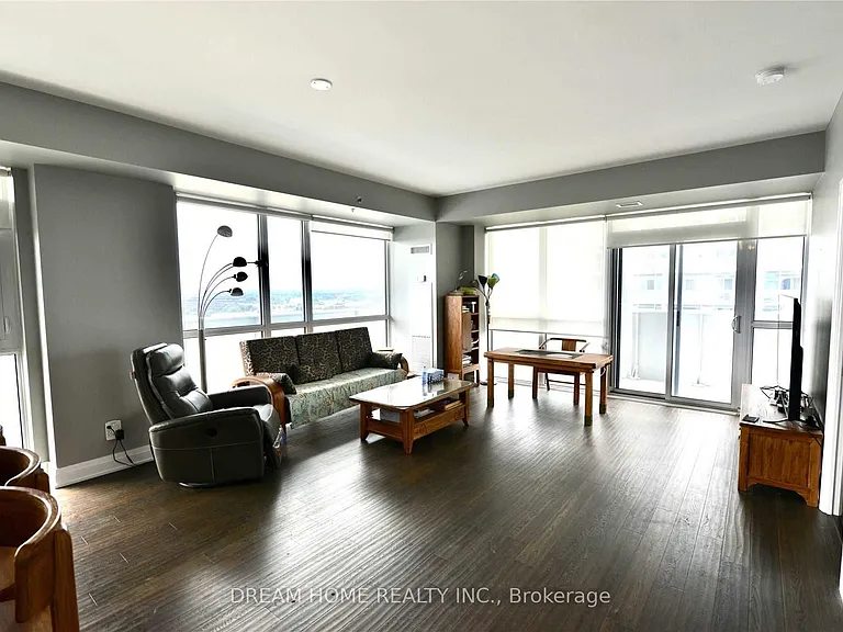 55 Speers Rd #1609 — Photo 5