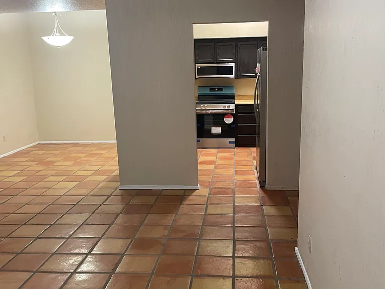 5757 Lawndale Dr #B — Photo 6