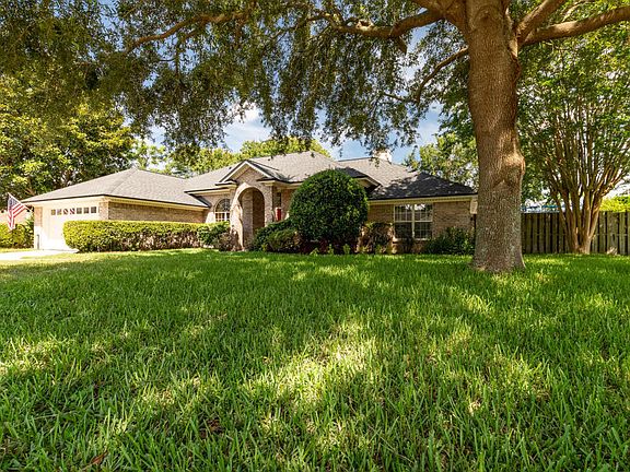 2nd image of 13085 Chets Creek Dr S