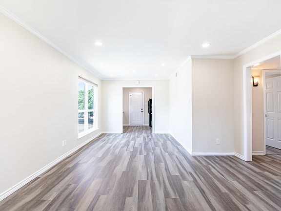 5th image of 10650 Steppington Dr APT 228