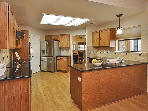 4th image of 2635 Chestnut Bnd
