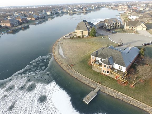 3rd image of 10477 Potomac Ct
