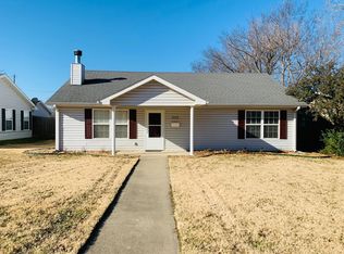 305 NE Elmhurst Ave, Bartlesville, OK 74006
