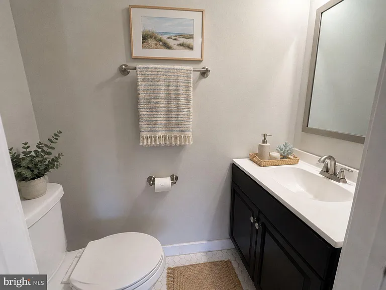 722 Faust Rd #FRONT HOUSE — Photo 6