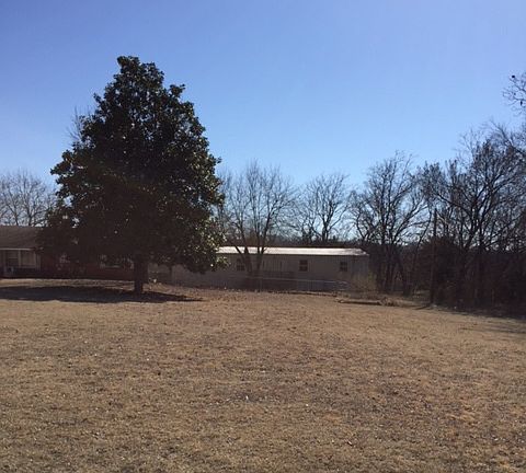 4th image of 13832 E Highway 20