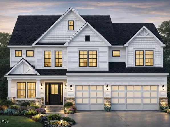 73 Ashtree Lane, Niskayuna, NY 12309