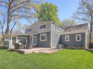 5626 Fairway Rd, Fairway, KS 66205