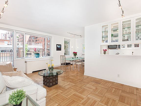 2nd image of 60 Sutton Pl S #14KN