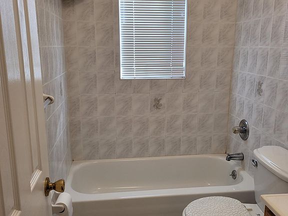 3rd image of 163-00 97th St