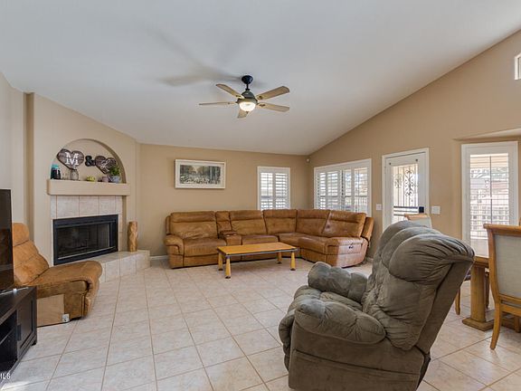 5th image of 7819 W Kerry Ln