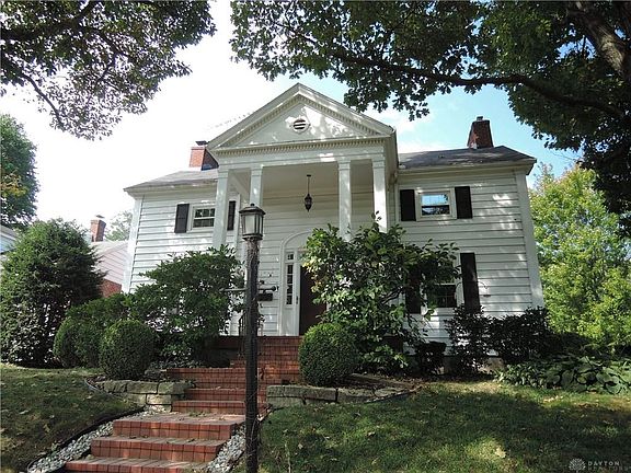 2nd image of 2651 Hilton Dr