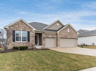821 Northside Dr, Shorewood, IL 60404