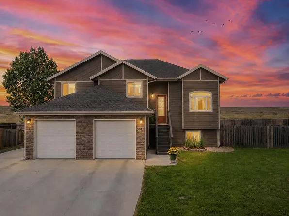 5742 Antelope Dr, Bar Nunn, WY 82601