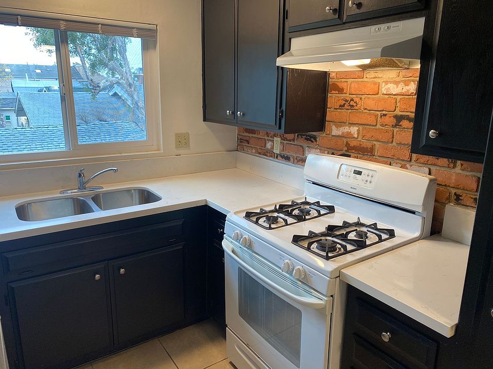 1st image of 4755 32nd St APT 6
