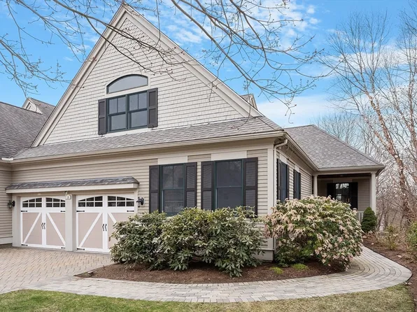 8 Bayberry Ln #39, Belmont, MA 02478