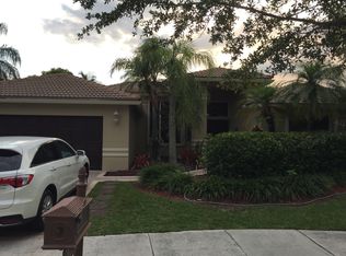 354 Fairmont Rd, Weston, FL 33326