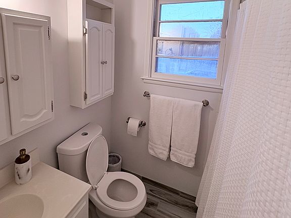 5th image of 5332 Prescott Ave
