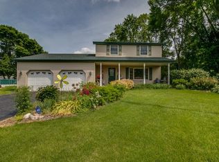 7713 216th Ave, Bristol, WI 53104