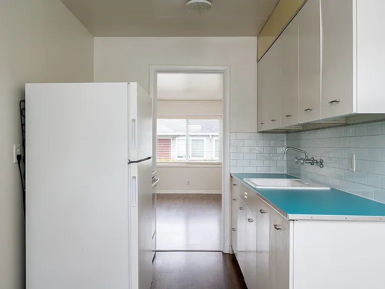 Clinton Court | Interior